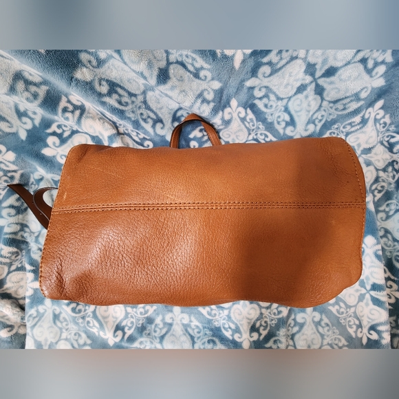 MICHAEL KORS HAMILTON GILMORE LARGE SATCHEL/CROSSBODY COLOR- LUGGAGE - Picture 11 of 11